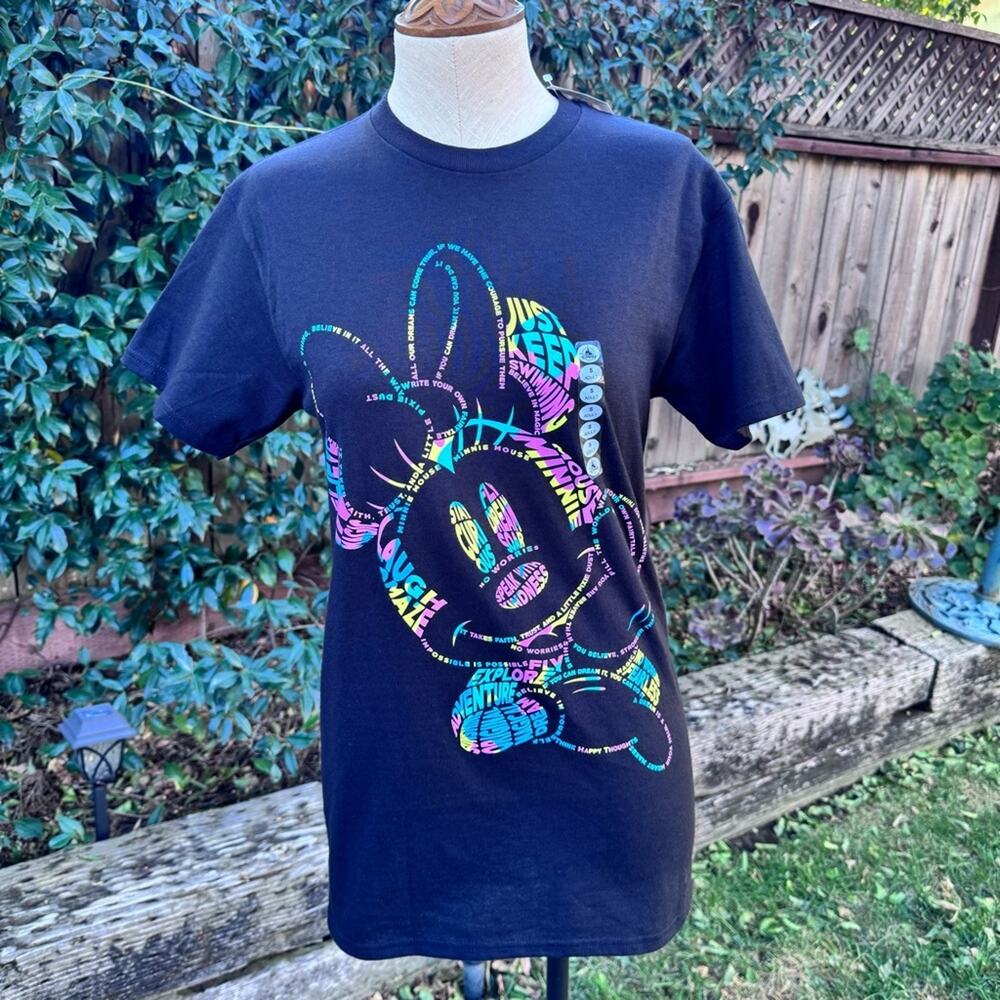 NWT Disney Minnie Mouse Movie Quotes Pastel Silhouette Graphic Tee Women's S NEW